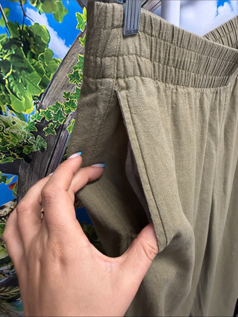 Old Navy Wide Leg Comfort Waistband Pants - Picture 4 of 4